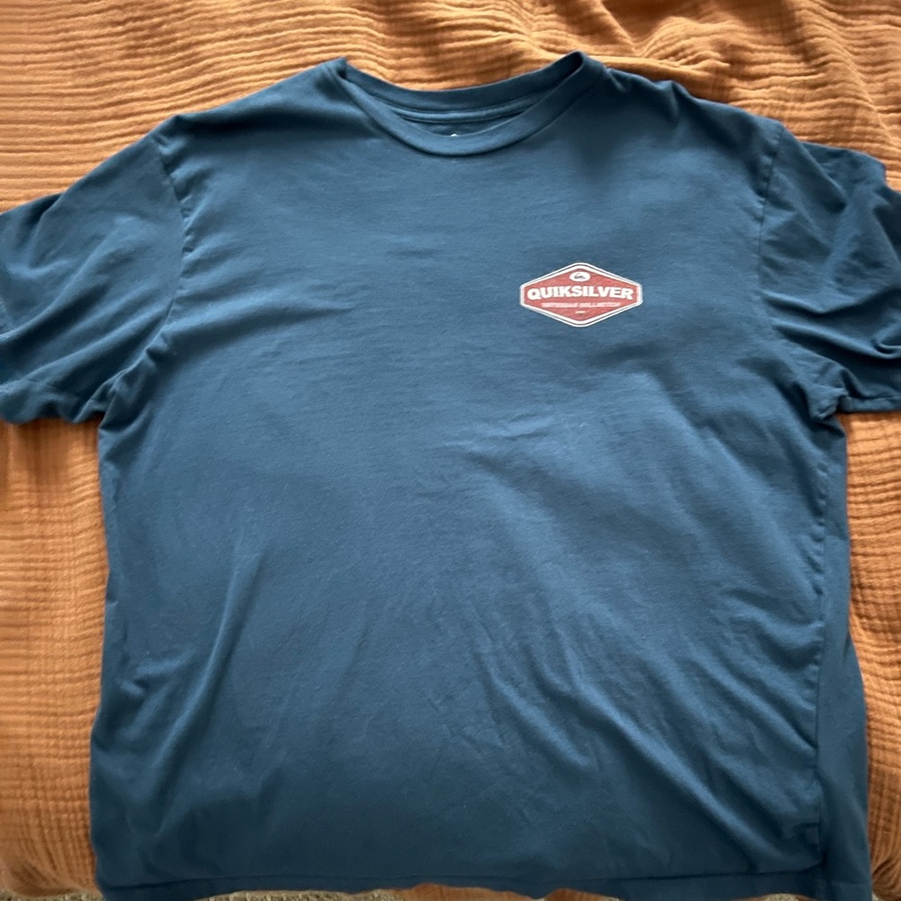 Quiksilver Teal Crewneck Short Sleeve Tee with Chest Logo - Picture 1 of 3